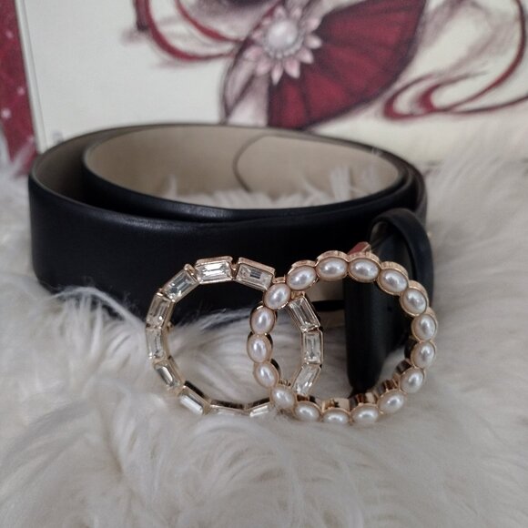 Vince Camuto Statement Belt Pearl Rhinestone Double Circle Buckle Black NWOT M/L - Picture 2 of 5